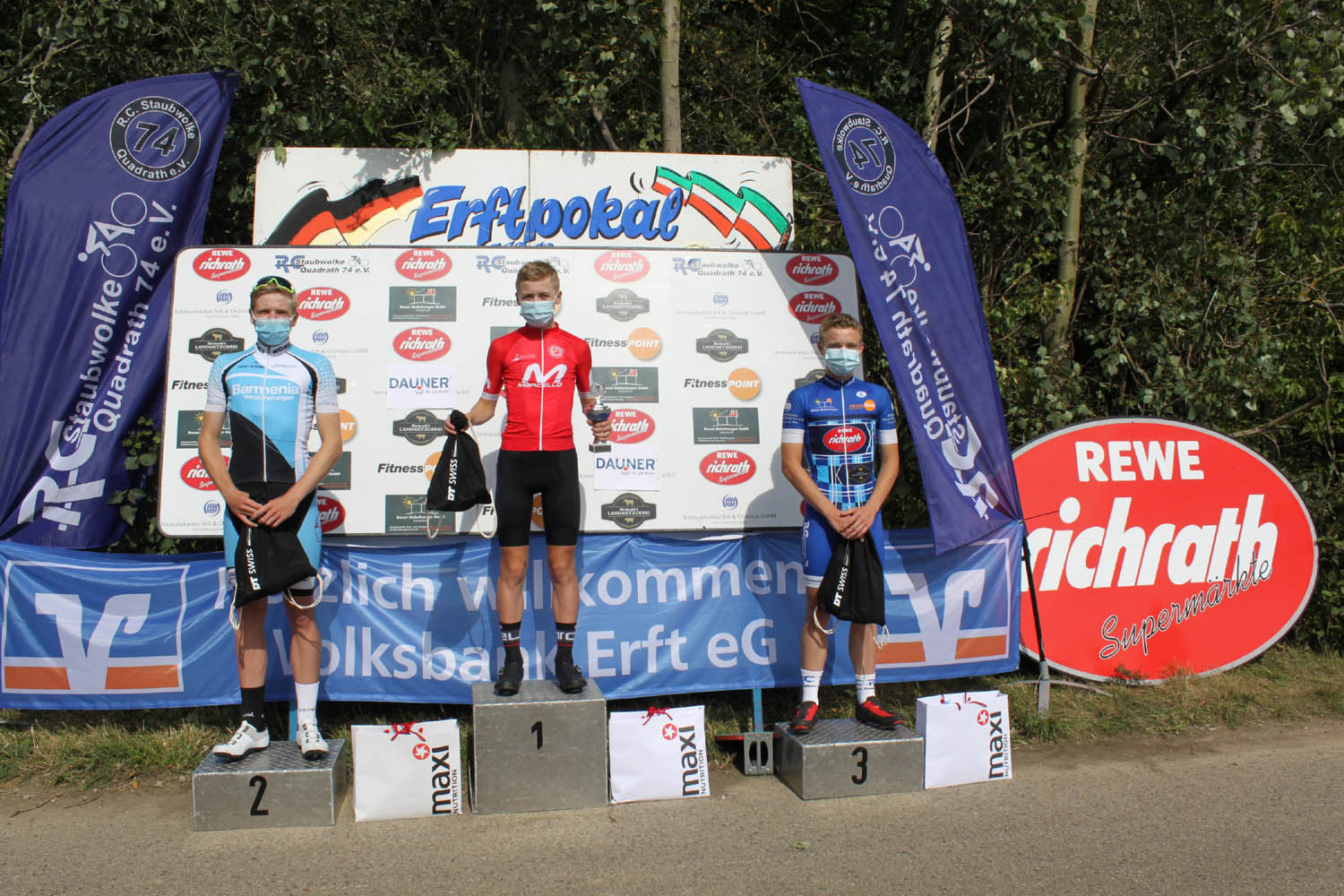 2020 08 erftpokal siegertreppe